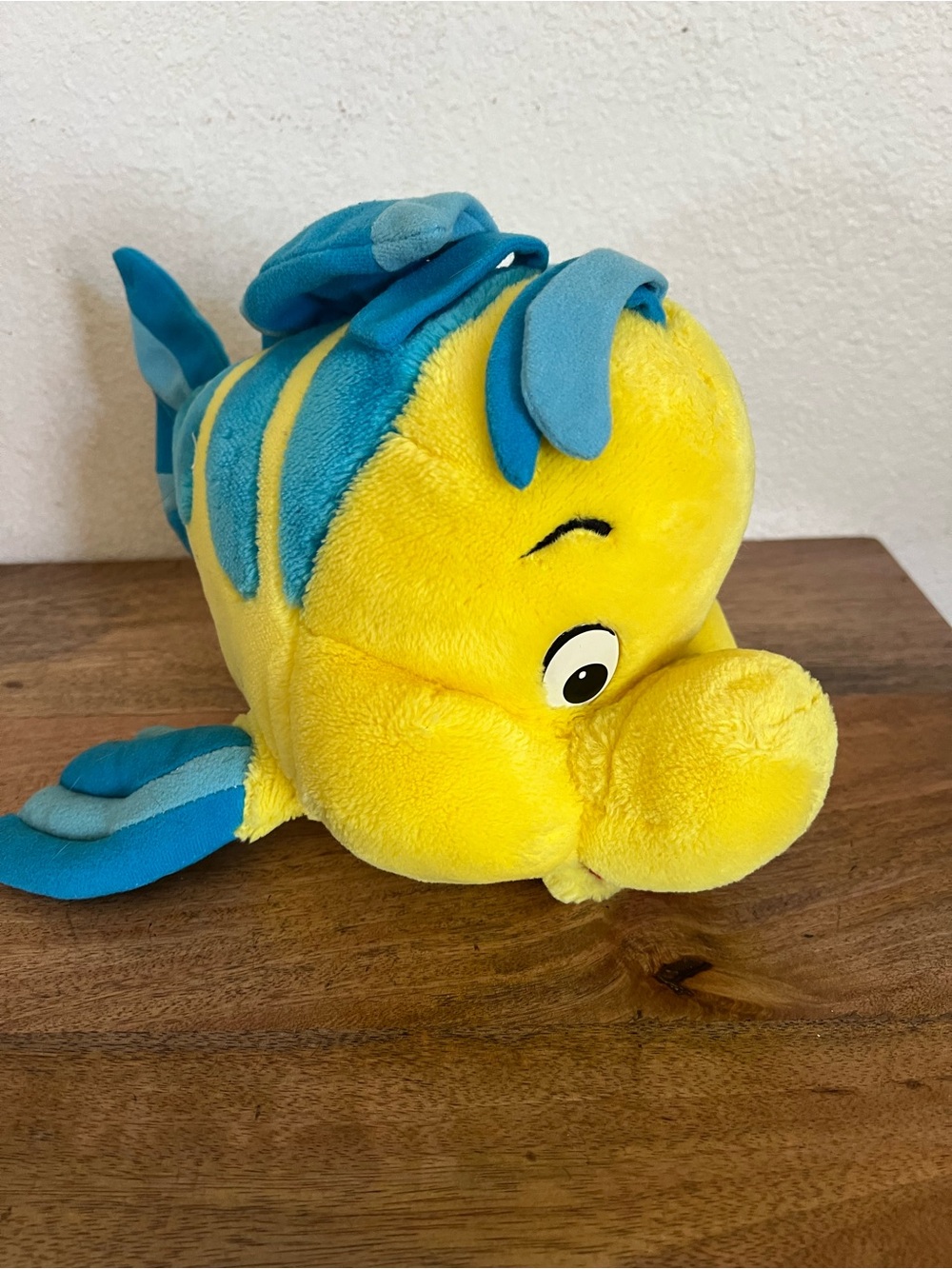 Disney Land Walt Disney World Plush Flounder Fish Little Mermaid Yellow / Blue
